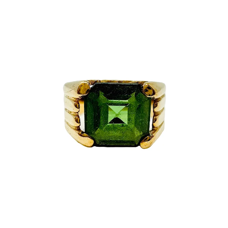 14K Gold Ring with Green Stone