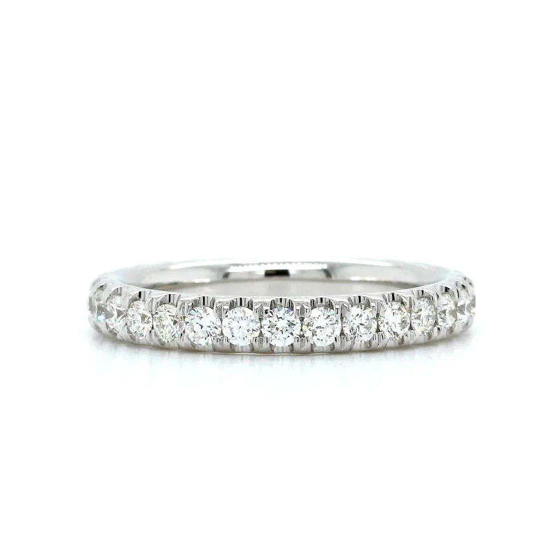 18K White Gold Shared Prong Diamond Eternity Band