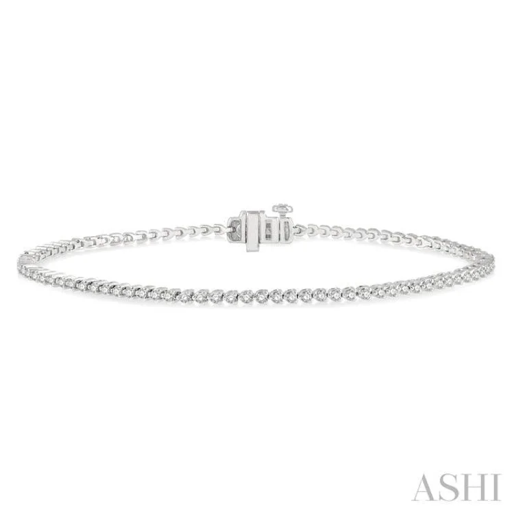 1 Ctw Tri-Prong Round Cut Diamond Bracelet in 14K White Gold