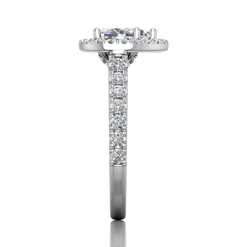 18K White Gold Pear Shaped Diamond Halo Engagement Ring