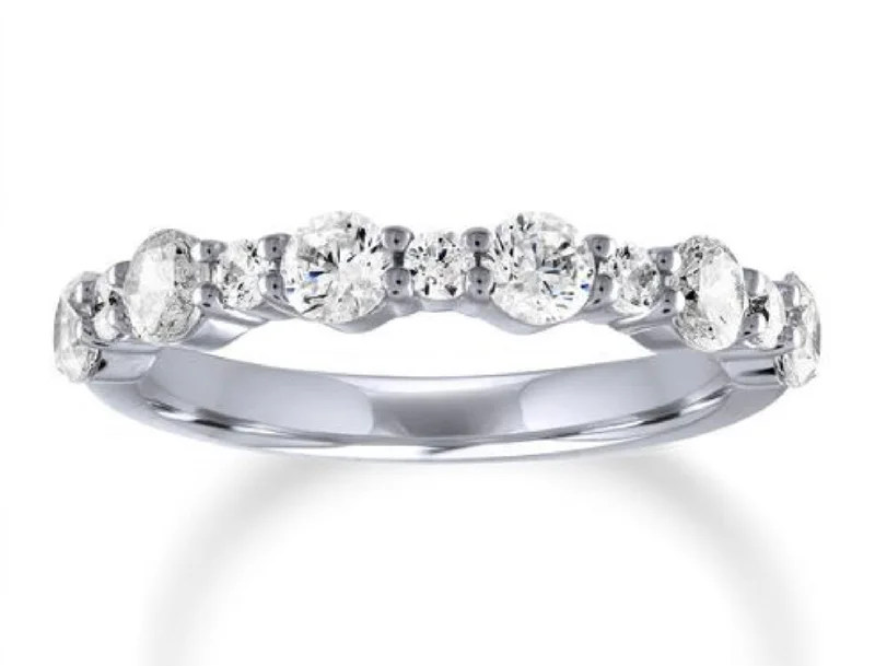 IMAGINE Diamond Wedding Band