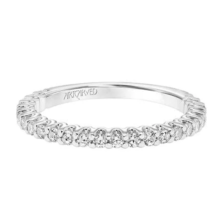 18K White Gold Shared Prong Diamond Band