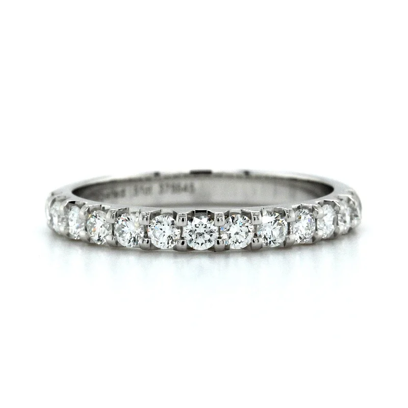 18K White Gold Shared Prong Diamond Band