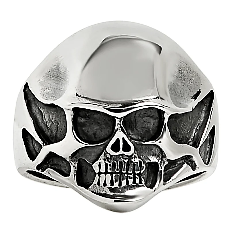 Sterling Silver Black Eyed Skull Ring / SSR0002