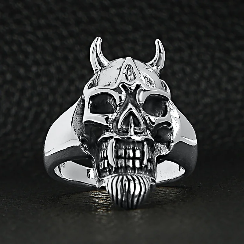 Sterling Silver Devil Skull Ring / SSR0023