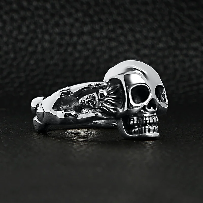 Sterling Silver Skull and Nude Women Ring / SSR0017