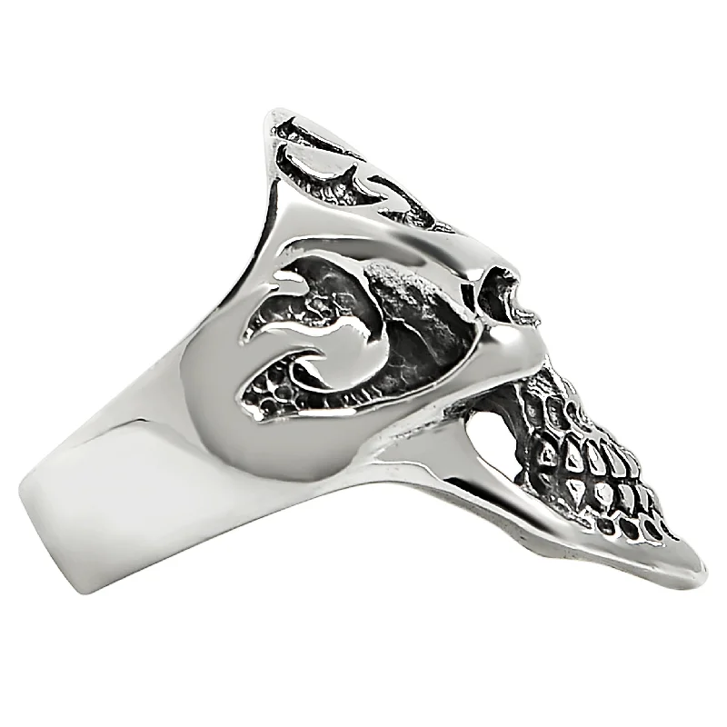 Sterling Silver Flaming Skull Ring / SSR0026